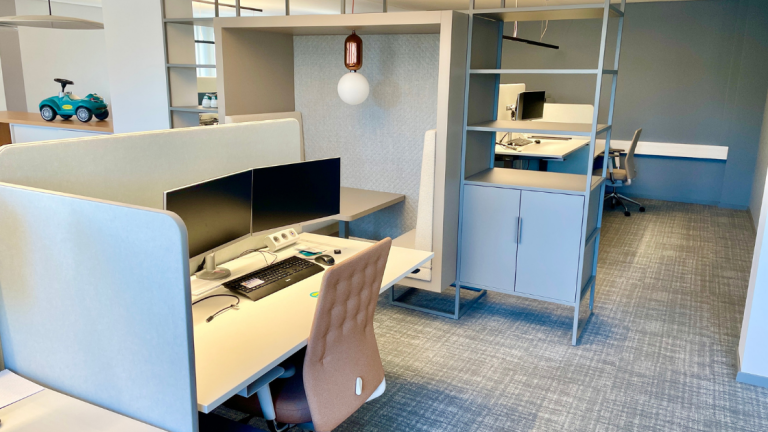 Die Büroräume bei Sunny Cars sind modern und freundlich